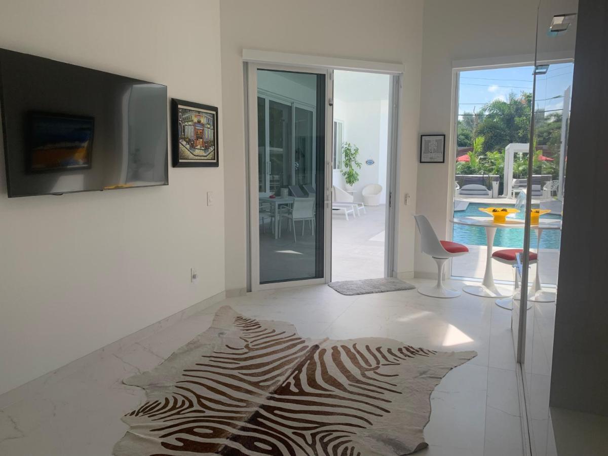 Men Only Clothing Option Guesthouse Near Wilton Manors Fort Lauderdale Bagian luar foto